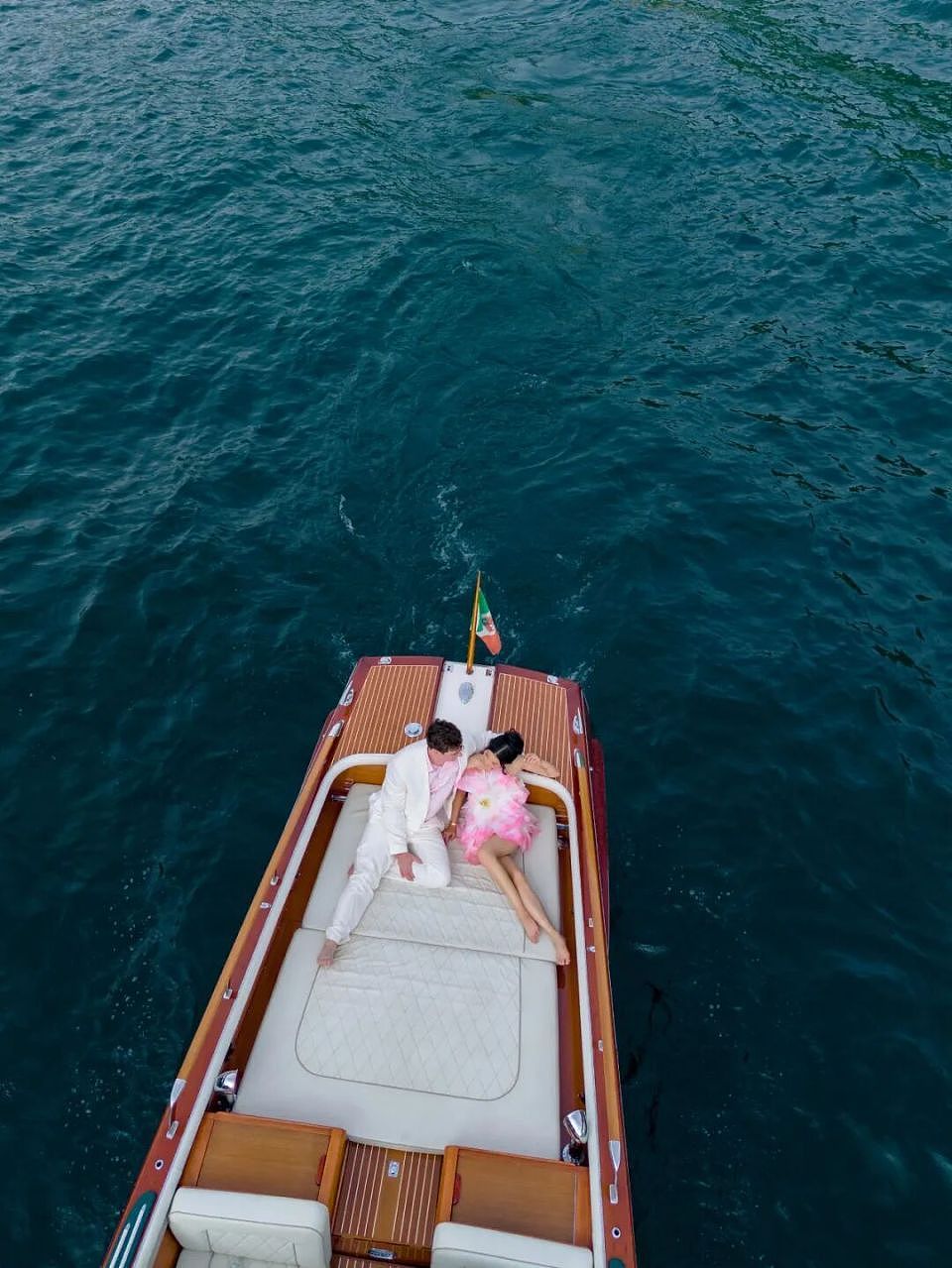 TikTok网红Becca Bloom大婚,流量时代华裔富家女的创业路......(组图) - 35