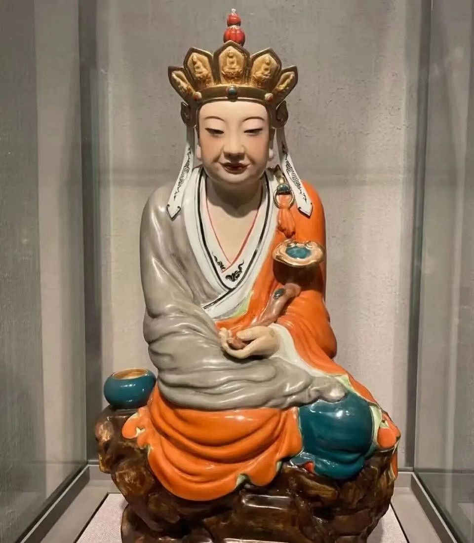 第一批去景德镇躺平的中产，已经卷疯了（组图） - 1