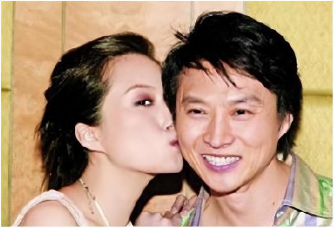 被戴8次绿帽子，3次捉奸在床，这就是我们“玉女”守卫的爱情（组图） - 12