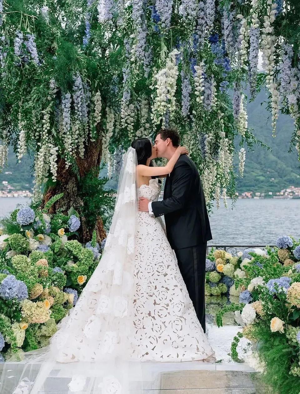 TikTok网红Becca Bloom大婚,流量时代华裔富家女的创业路......(组图) - 2
