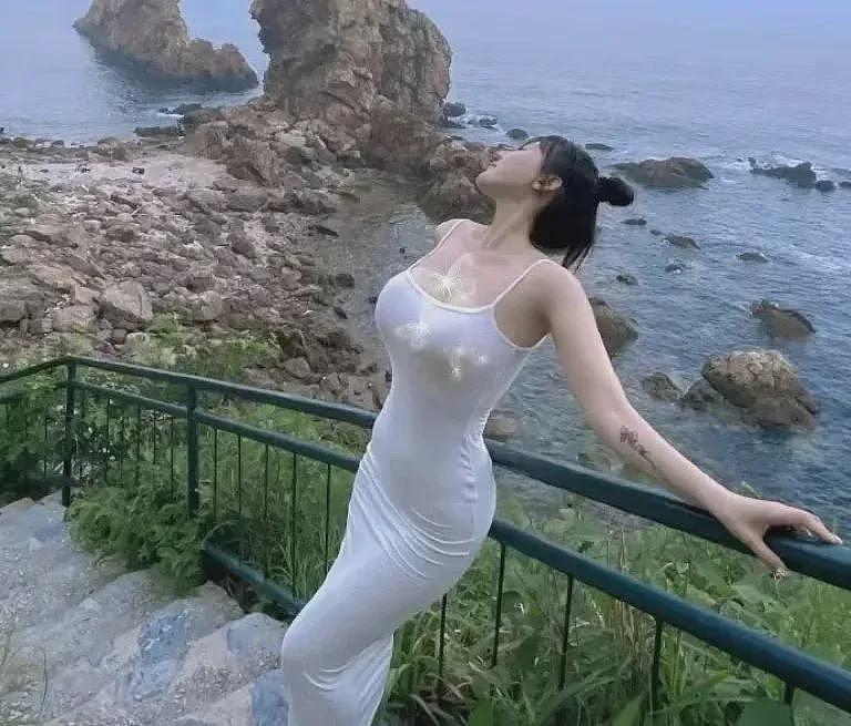 【美女】36D“奶糖妹妹”私照公开,绝美身材让人沦陷了(组图) - 1