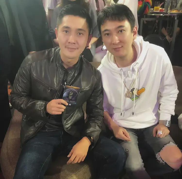 王思聪炮轰网红包养一周20万后续：女方黑头像删照，波及整个圈子（组图） - 5