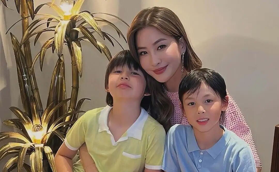恭喜！香港名模庆祝结婚13周年，两度原谅外籍老公出轨（组图） - 9