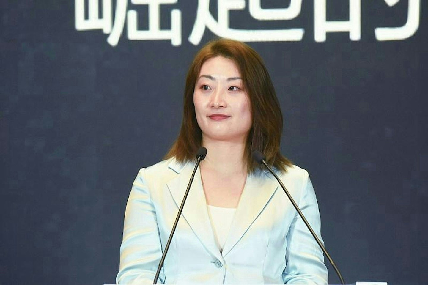 宗馥莉心腹严学峰据报被查，曾任娃哈哈核心管理层（组图） - 2