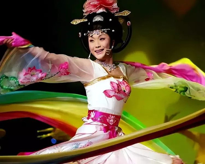 “跳梁小丑”李玉刚跌下神坛，不再被大家宽容（组图） - 7