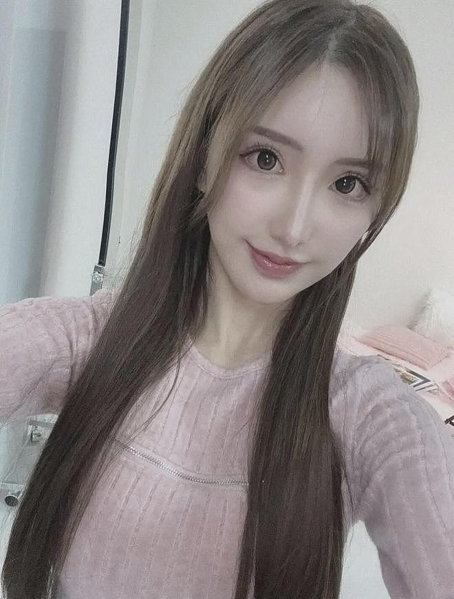 【美女】00后H杯高颜值女神,娇小体型,丰满上围,“反差萌”确实吸引人(组图) - 3