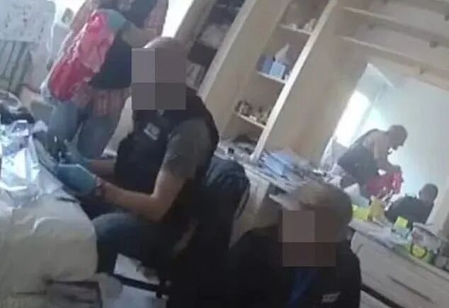 中国大妈涉英国最大比特币洗钱案,曾一夜暴富,过奢靡上流生活,如今被判入狱6年,幕后操纵者也随之落网…(组图) - 7