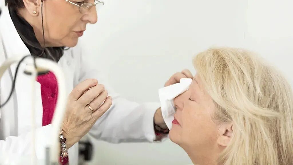 医生写字到底多迷惑？法庭要医学证据，法官愣没看懂，怒了：都给我练字去（组图） - 4