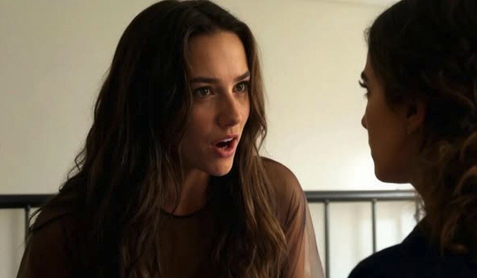 100% AI女演员Tilly Norwood出道，Emily Blunt等影星群起反对（视频/组图） - 3