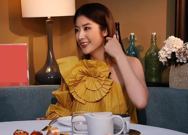 将富商老公熬成叔？“顶级白富美”陈慧琳：巅峰期退出才是真清醒（组图） - 21