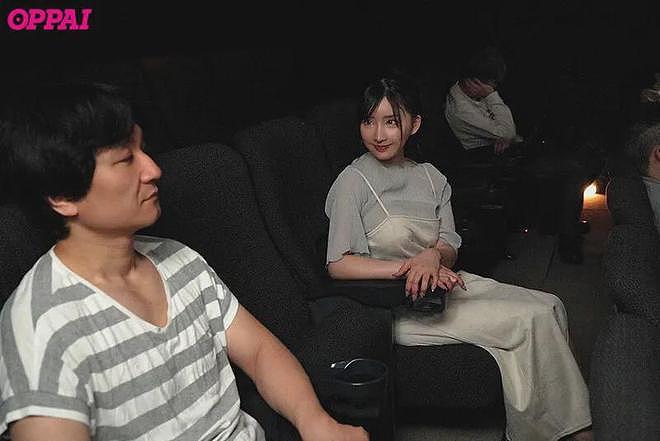【美女】00后H杯高颜值女神,娇小体型,丰满上围,“反差萌”确实吸引人(组图) - 25