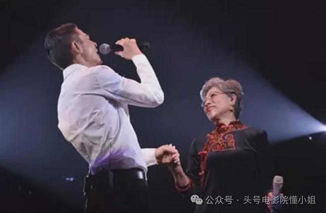 90岁香港女星，站着唱国歌！未婚无儿女，一个人去医院签遗体捐赠（组图） - 28