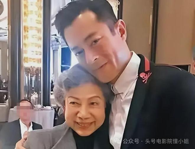 90岁香港女星，站着唱国歌！未婚无儿女，一个人去医院签遗体捐赠（组图） - 16