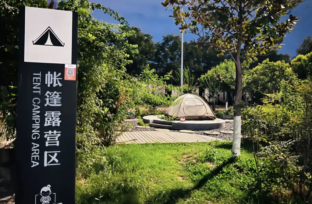 国庆第3天,意想不到的事情在服务区发生了……(组图) - 55