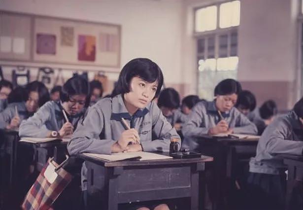夺走罗大佑“第一次”，李宗盛爱了她一辈子，未婚先育嫁富商，她到底有何魅力？（组图） - 8