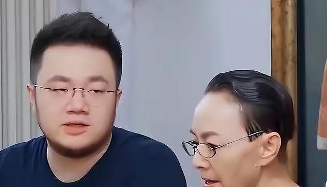 宋丹丹儿媳妇现状:整天烟不离手,和巴图相处像母子,俩孩超像他(组图) - 4