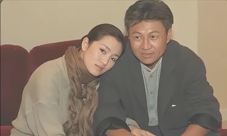 曝张艺谋巩俐分手内幕：女方负气移情，张艺谋分手后哭着倾诉一晚（组图） - 8