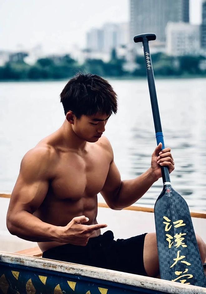 【帅哥】盘点健身界超A腹肌男神，硬核身材，网友直呼：这身材太馋人（组图） - 13