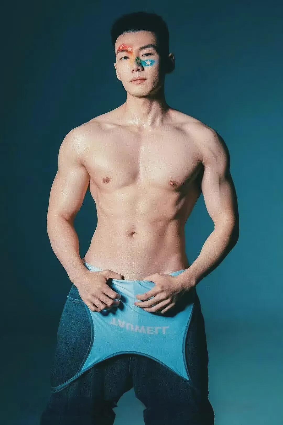 【帅哥】谁说帅哥只靠脸，看健身帅哥如何用身材定义全新魅力（组图） - 19