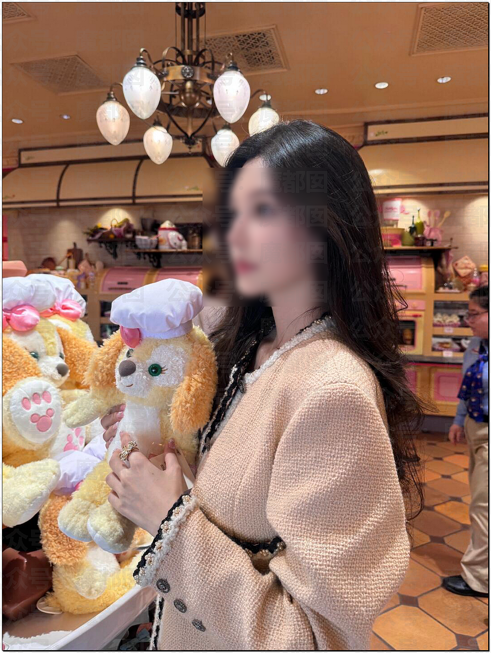 “当婊子还立牌坊” 王思聪发帖怒喷女网红:一周20万的外围女(组图) - 7