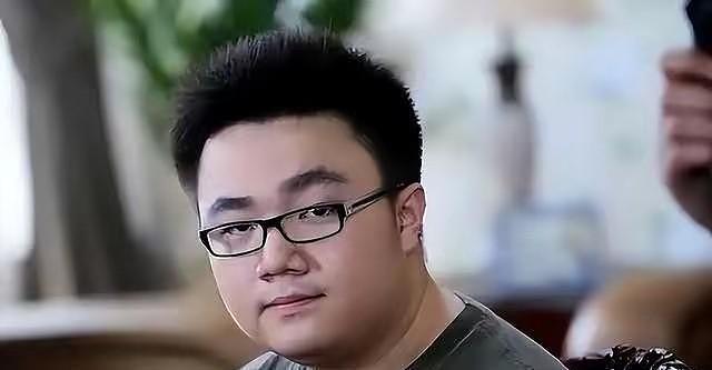 宋丹丹儿媳妇现状:整天烟不离手,和巴图相处像母子,俩孩超像他(组图) - 1