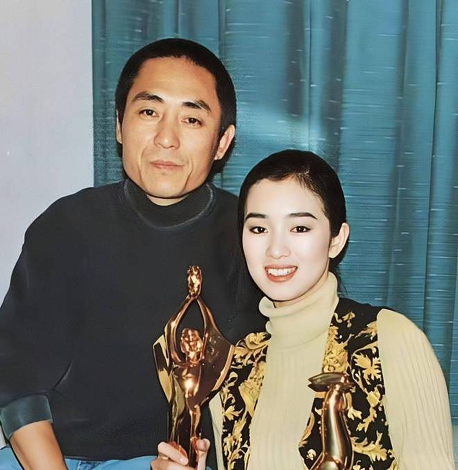 向太曝张艺谋巩俐分手内幕，女方逼婚不成移情，老谋子彻夜痛哭（组图） - 19