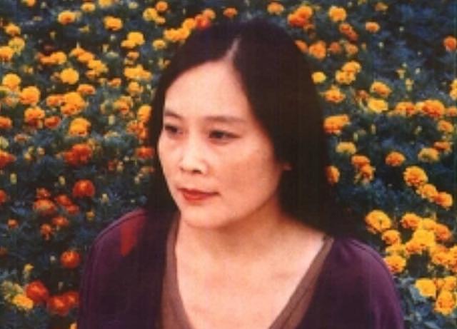 张艺谋离婚37年后，他爱情事业双丰收，前妻肖华如今过得怎样？（组图） - 12