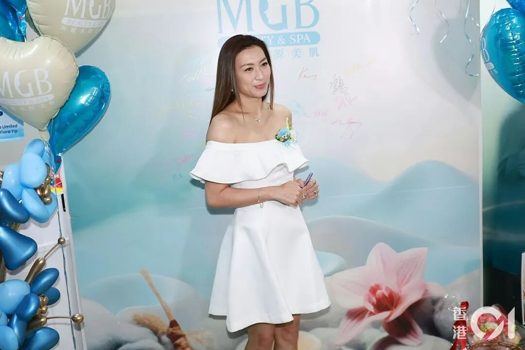 47岁TVB女星离婚后罕谈近况，自曝与前夫关系良好：一家人每星期见面（组图） - 8