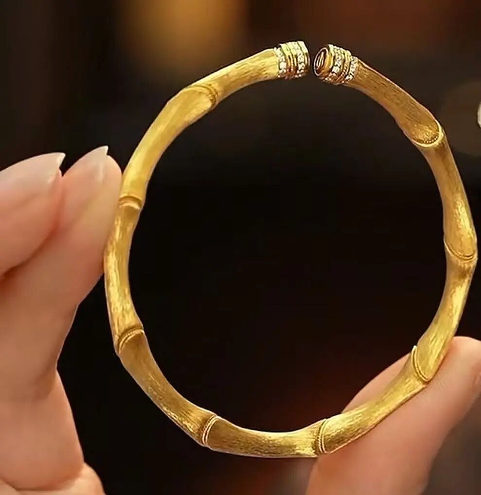 黄金三姐妹，中产最新碎钞机？（组图） - 8