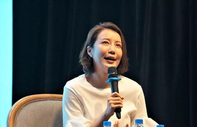 上海主持人赵若虹：创业当老板，住400平老洋房，47岁坚持不生娃（组图） - 16