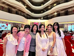 恭喜宣布再婚！50岁老来得子，众星云集送祝福！娶小十几岁嫩妻奉子成婚！（组图） - 6