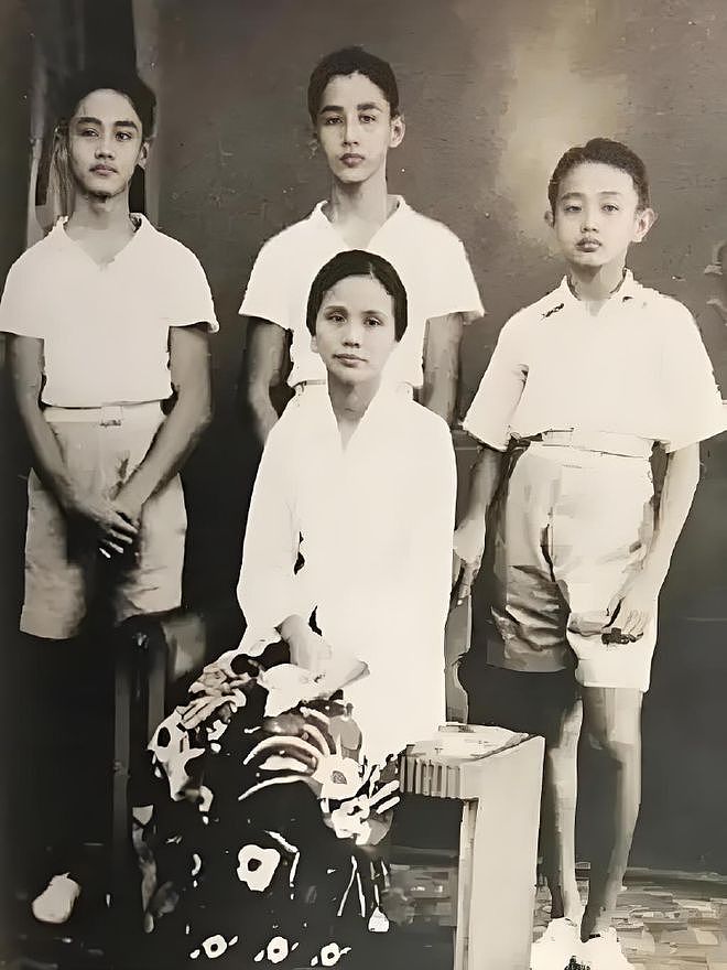 六旬男子身家千万，因无子被骂哭了一夜，网络交友还被骗四次（组图） - 3