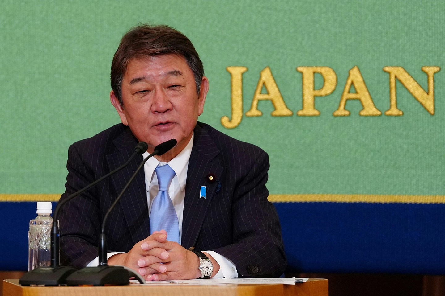 日本自民党总裁选举今登场，5人角逐势诞生最年轻或首名女首相？（组图） - 7