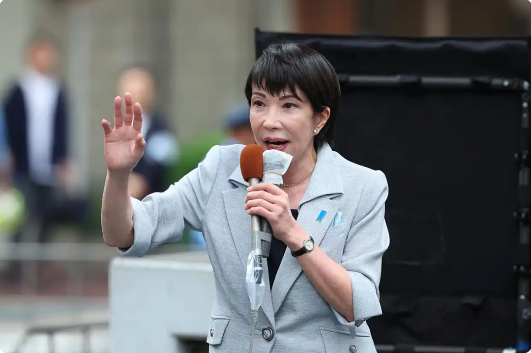 高市早苗将成日本历史上第一位女首相!曾被称作“安倍女孩”,盼与中国坦率对话(组图) - 6