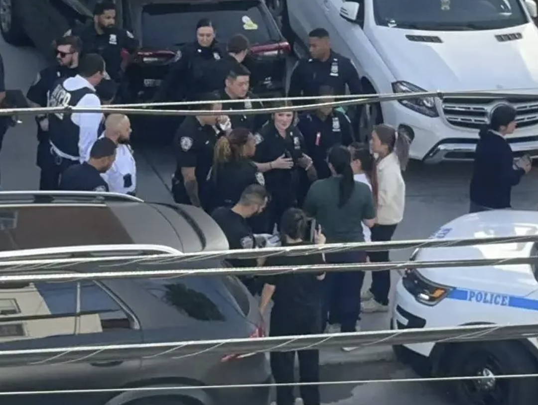 恐怖！ 华男发疯屠杀岳母，血溅四壁，小舅子血爬楼梯求生，他还纵火烧屋，浓烟锁门割腕（组图） - 6
