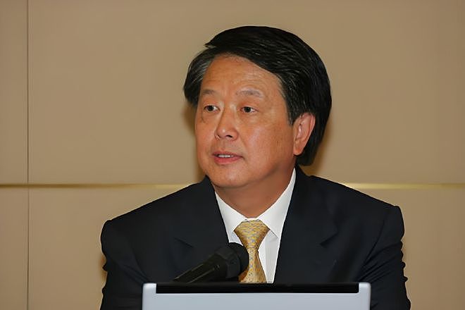 六旬男子身家千万，因无子被骂哭了一夜，网络交友还被骗四次（组图） - 7