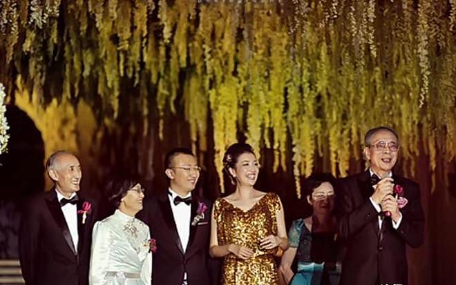 上海主持人赵若虹：创业当老板，住400平老洋房，47岁坚持不生娃（组图） - 23