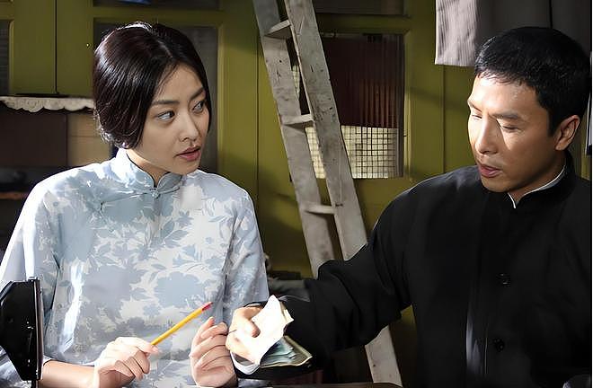 陪了7年被嘲“鞋子不合脚”！嫁百亿富豪的熊黛林，过得比方媛好（组图） - 20