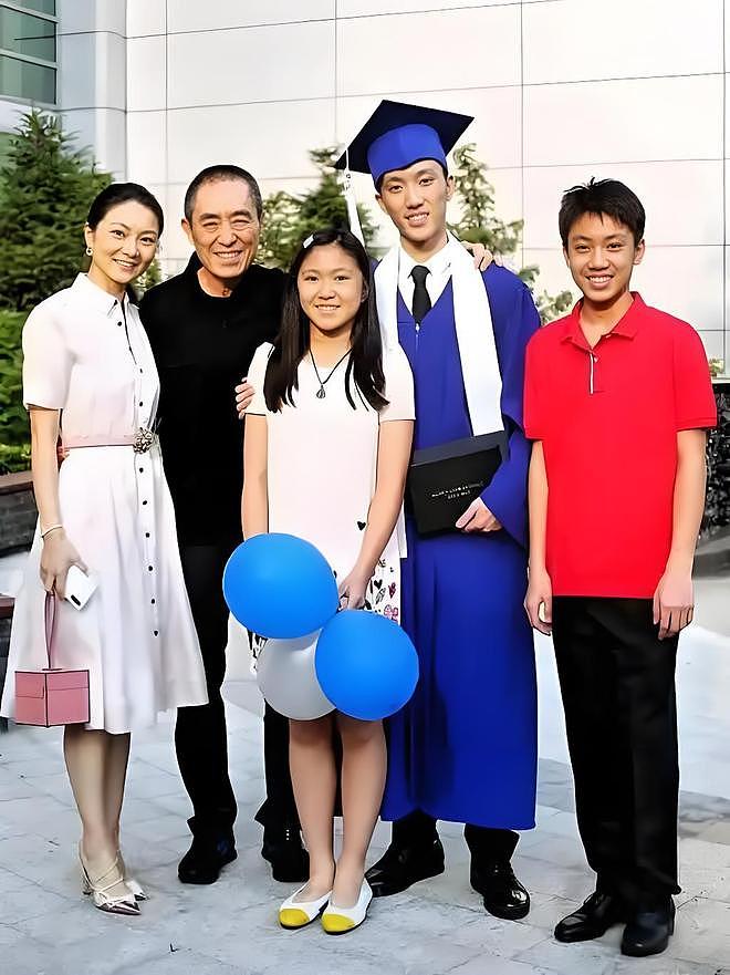 向太曝张艺谋巩俐分手内幕，女方逼婚不成移情，老谋子彻夜痛哭（组图） - 18