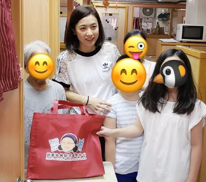 中国第一“女星收割机”！泡28位超美女星，花3亿换肾，最后娶了平平无奇的记者（组图） - 25