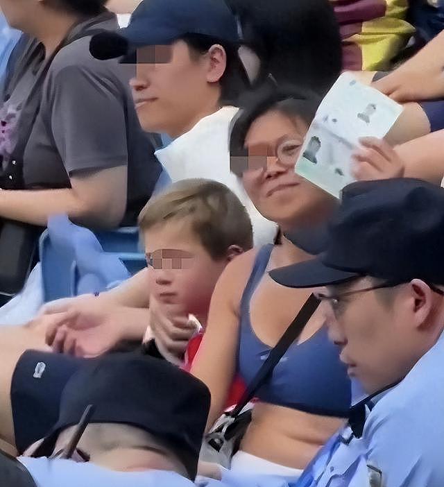 越扒越有!上海闹事网球姐生活奢靡,前男友也不一般,邻居曝更多(组图) - 1
