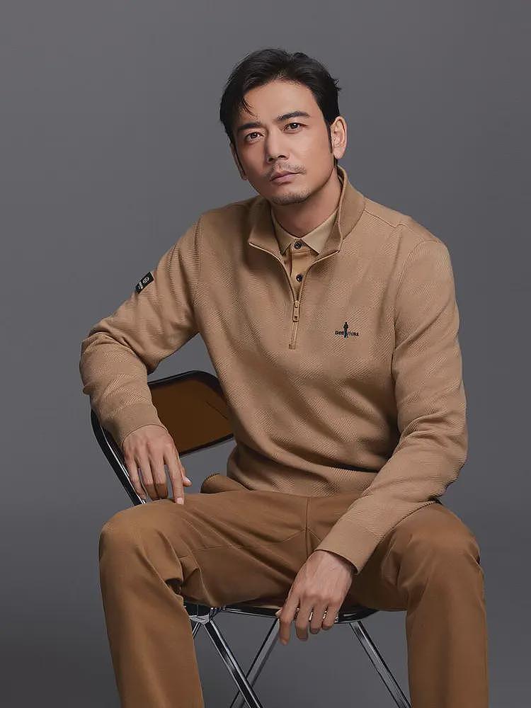 一件T恤卖到5000块,比音勒芬突然不香了,股价暴跌,亏哭老板(组图) - 9