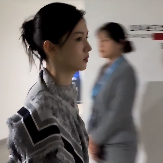 太尴尬！李湘晒图暴露王诗龄背后蛐蛐周也，被发现后连忙上线删除（组图） - 14