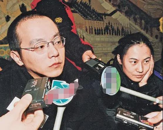 窦靖童：妈妈的钱多到花不完，穷困潦倒的父亲，成了她最大的痛苦（组图） - 14