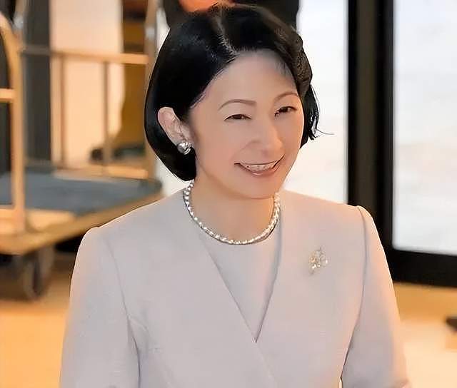 日本王室“外逃公主”真子嫁给平民，背后是王室女人残酷生活环境（组图） - 11