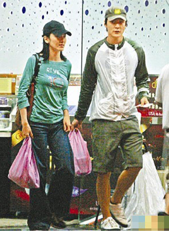 香港女星入豪门!脱衣进圈收割大富豪,今回归家庭甘当富婆(组图) - 41