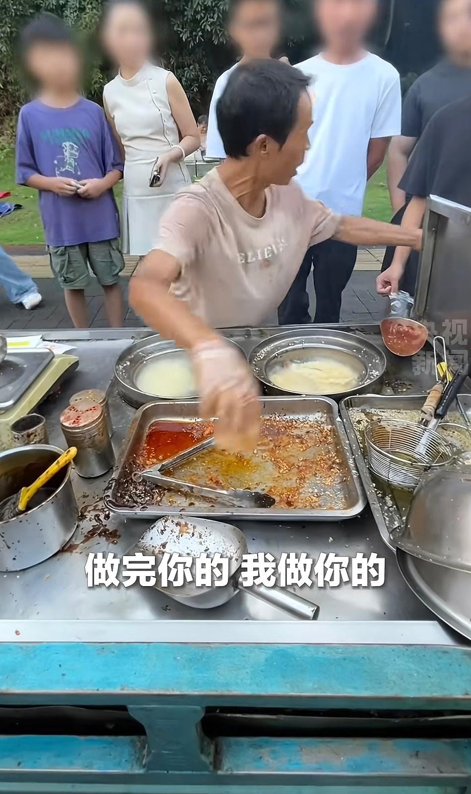 江西景德镇鸡排哥金句频出爆红：素人网红这次能火多久？（组图） - 4