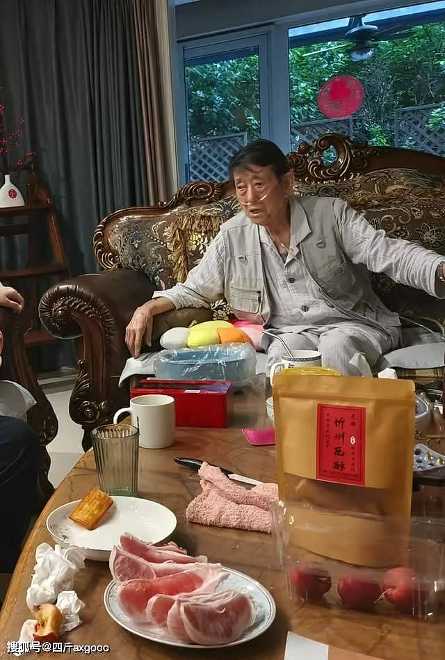 国家一级演员赵克明去世，5月在家吸氧画面曝光，手拿拐杖不离手（组图） - 13