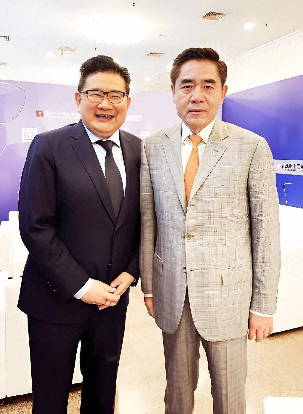 陈宝国最新照片曝光！曹可凡将他当偶像追（组图） - 1