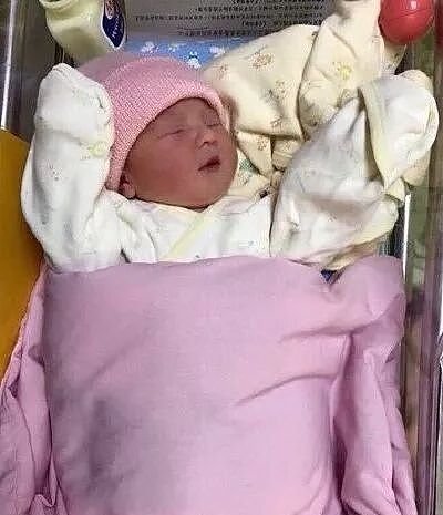 天王早已再婚！小19岁助理上位，结婚多年超级幸福（组图） - 31